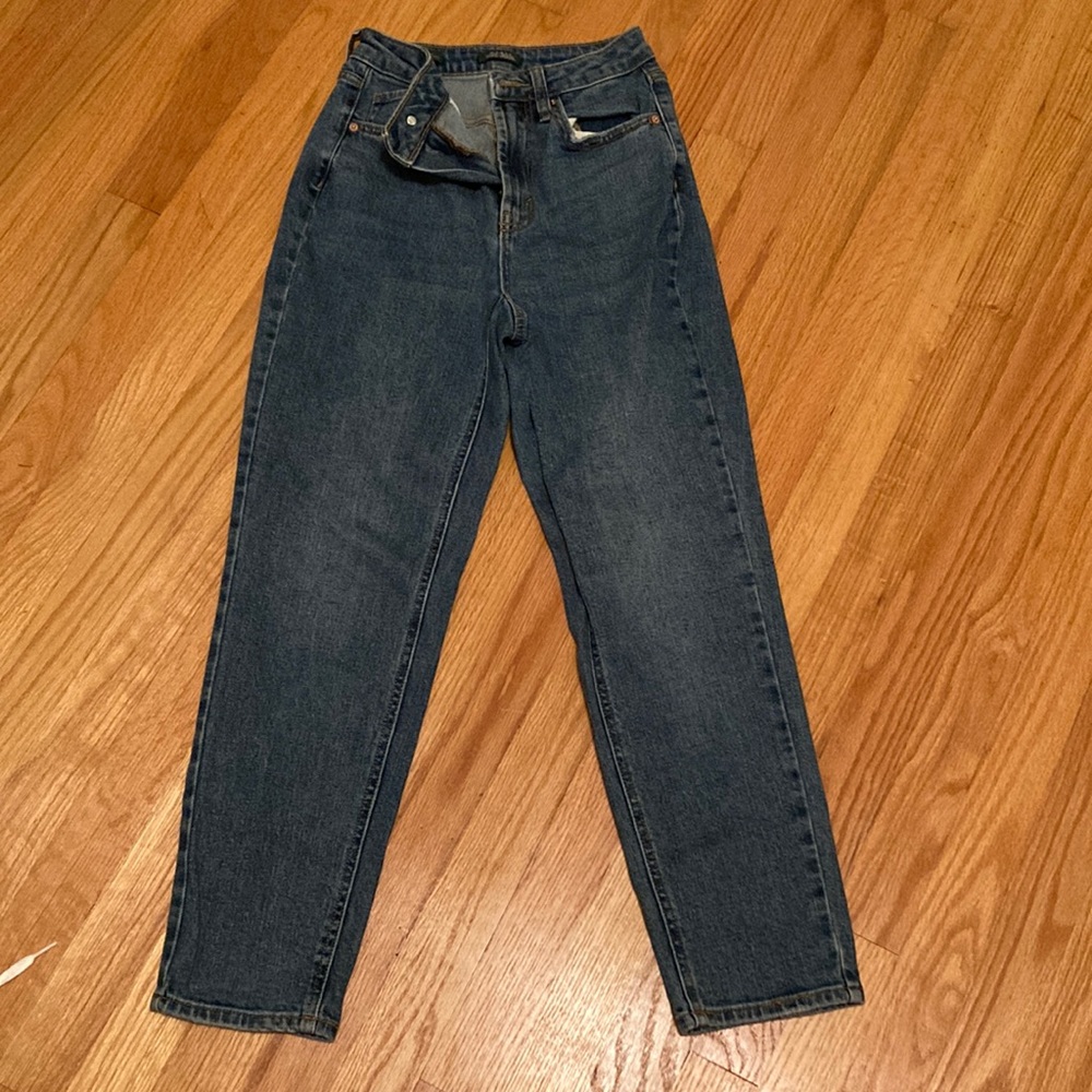 Curvy mom jeans